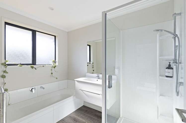 62 Maire Street 1240_14