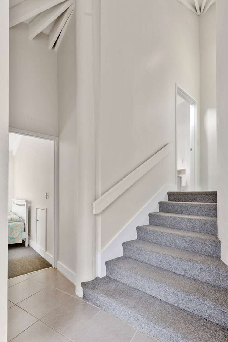 1080 Sandspit Road Sandspit_11