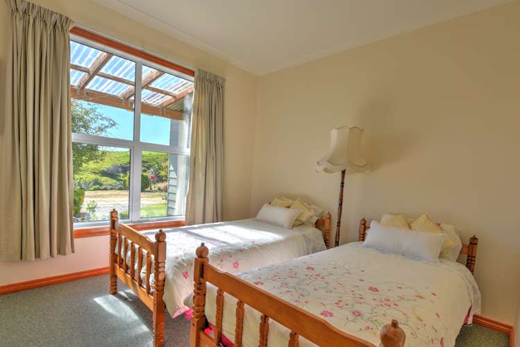 94 Burns Road Wyndham Surrounds_10