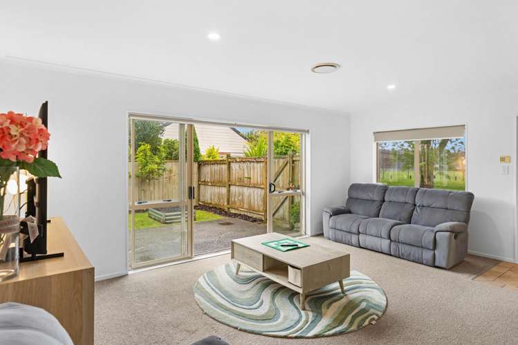 164 Waitemata Drive Ranui_1