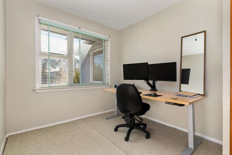 1 Reynolds Avenue Bishopdale_8