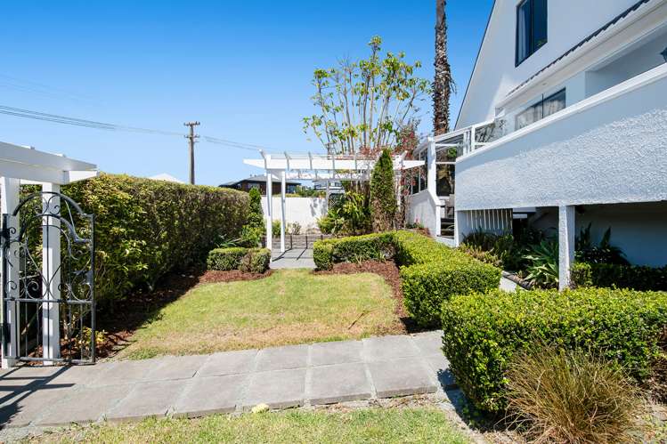 1/6 Duncansby Road Stanmore Bay_31