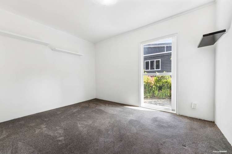 121 Lynbrooke Avenue Blockhouse Bay_12