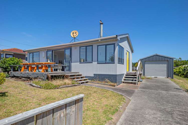 28 Ngatiawa Street Himatangi Beach_0