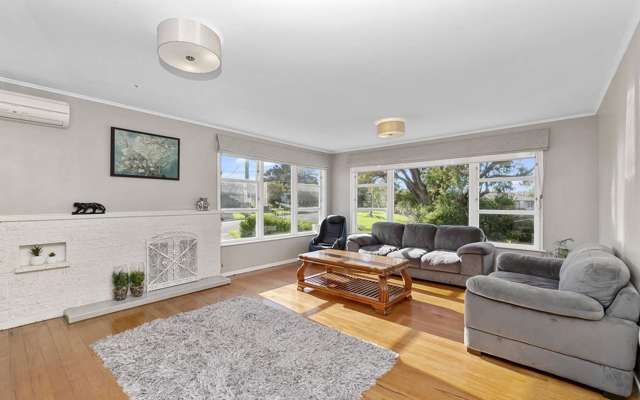 128 Tiroroa Avenue Te Atatu South_2