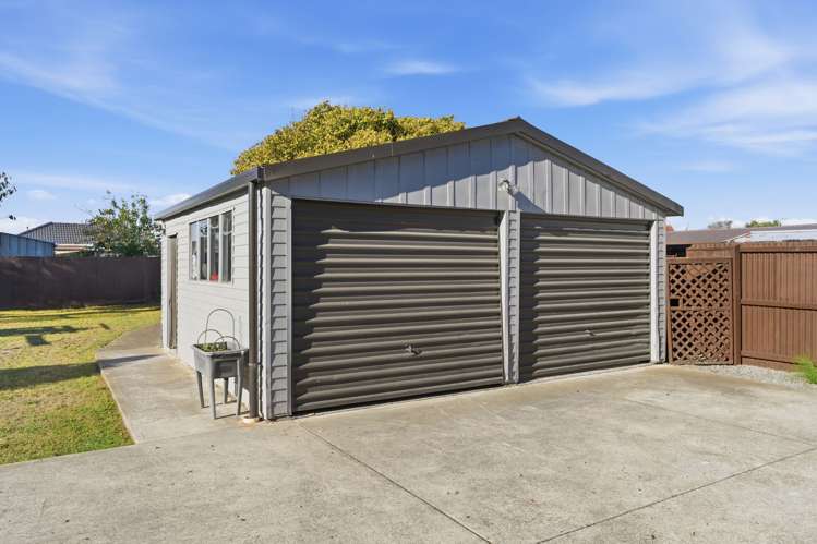 21 Carters Road Aranui_15