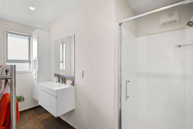 33 Mackinder Drive Wigram_13