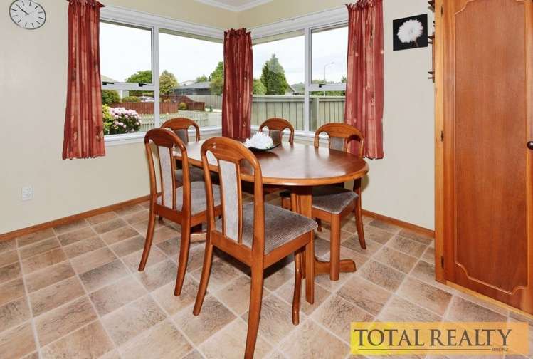 72 Blankney Street Hornby_6