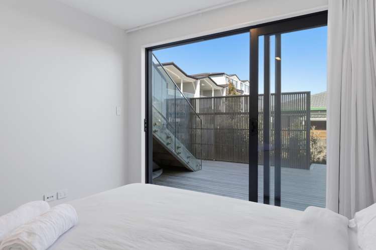 7 Ngaru Way Orewa_23