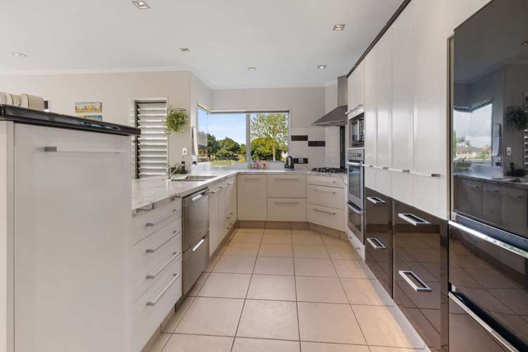 72 Oriental Parade Papamoa_7