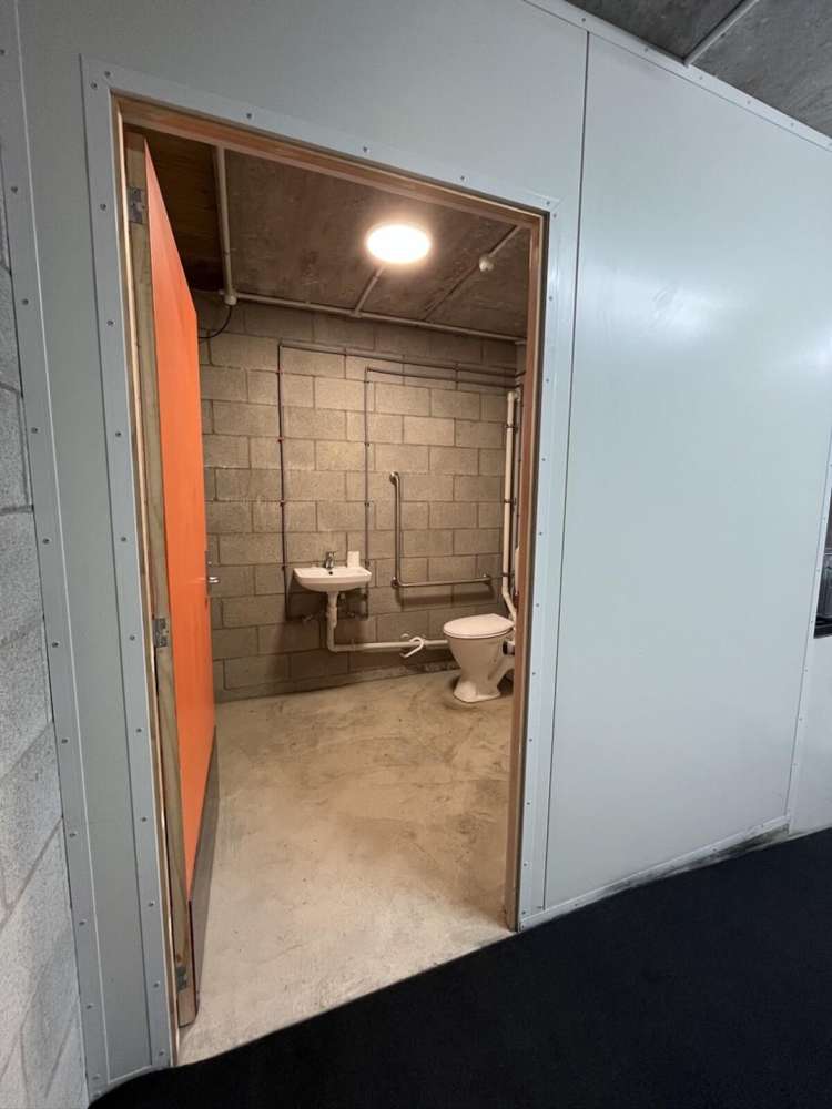 B2 101 Great South Road Papakura_7