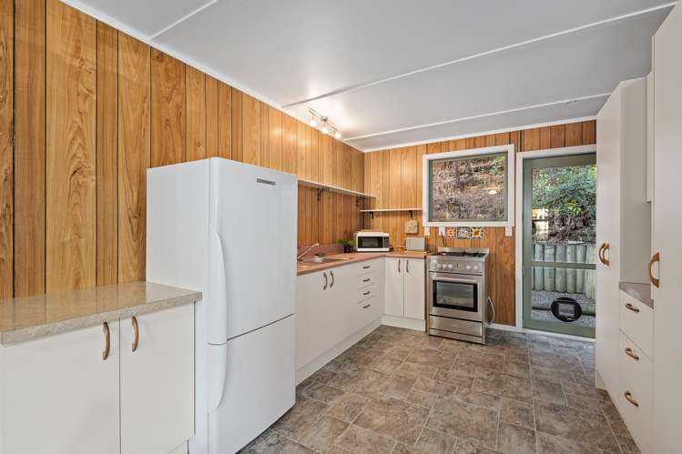 45 Wairau Road Picton_9