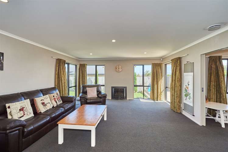 170 Pacific Drive Fitzherbert_5