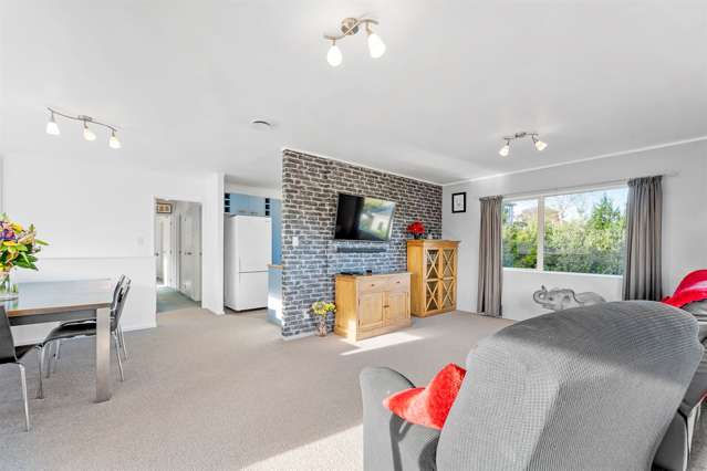 2/15 Ellenbury Place Stanmore Bay_2