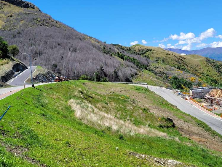 Lot 52 Remarkables View_3