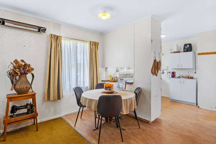 92 Gloria Avenue Te Atatu Peninsula_12