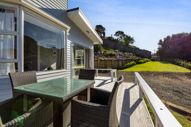 8 Tainui Street Mokau_3