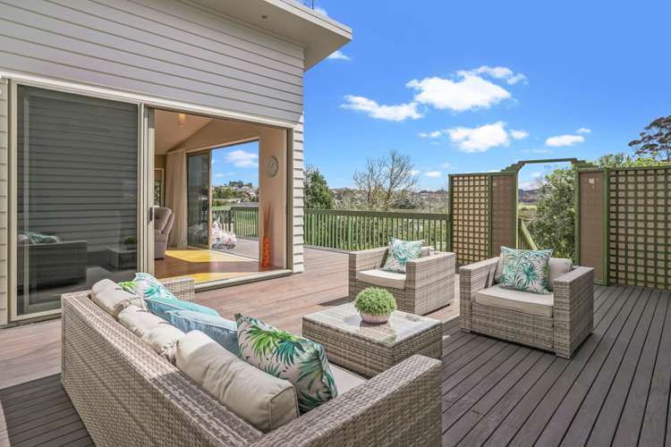 2/14c Moffat Road Red Beach_1