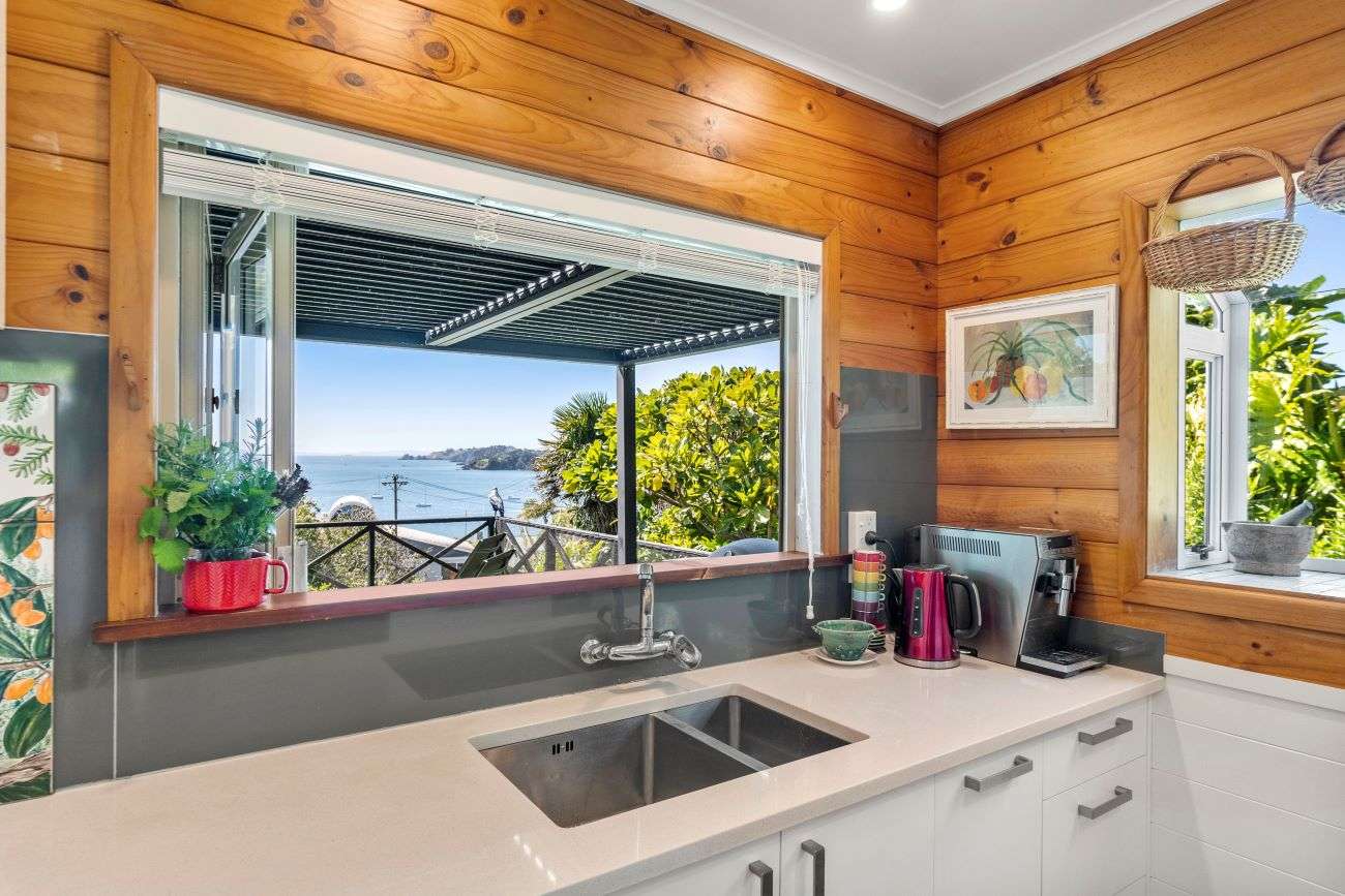 14 Waikare Road in Oneroa, Waiheke Island