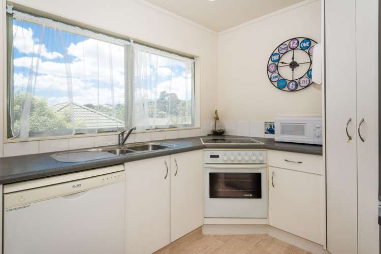 2/63 Stanley Road Glenfield_11