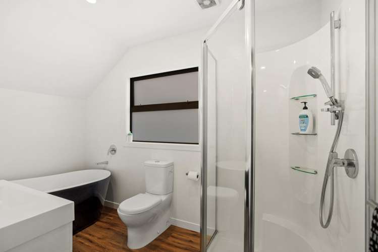 44 Simpson Crescent Raumati Beach_17