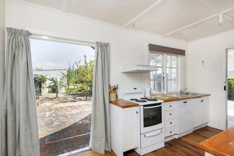 13 Herbert Road Te Hapara_1