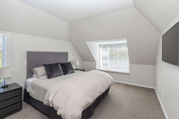 79B Leinster Road Merivale_10