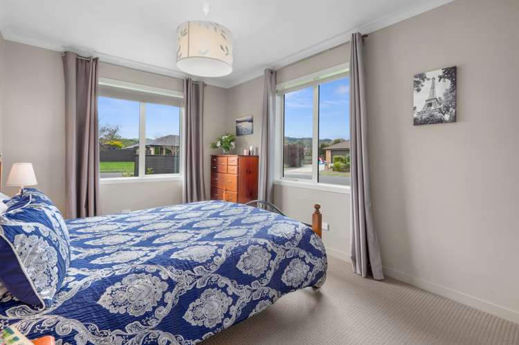 13 Kipling Crescent Owhata_12