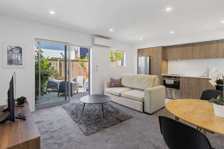 11/217 Armagh Street_0