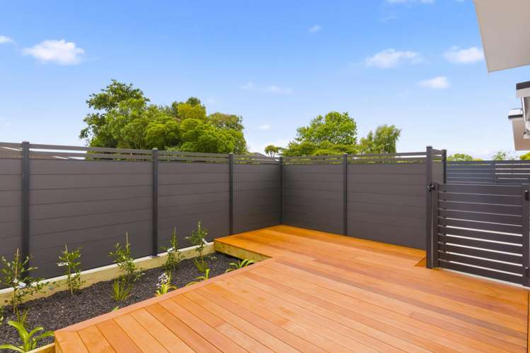 2/19 Clark Street Levin_23