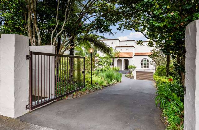 Local family buys Kiwi music legend’s Remuera mansion for $7m