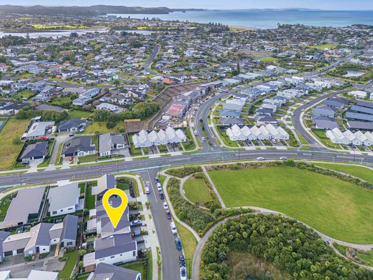 10 Owen Chapman Drive Red Beach_17