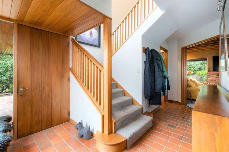 15 Robin Lane Saint Leonards_17