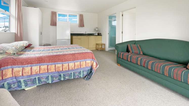 12 Hawthorne Avenue Patearoa_14