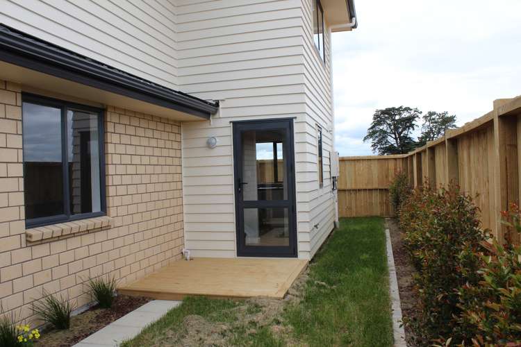 93 Naylors Drive Mangere_5