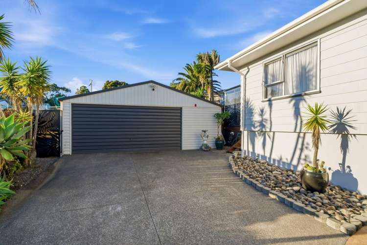 12 Pahi Place West Harbour_17