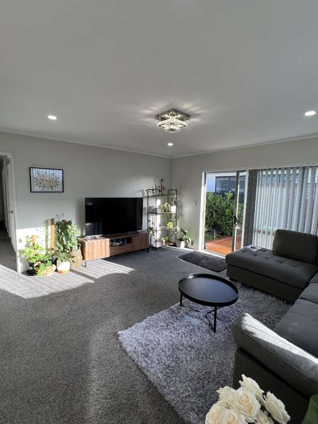 2/19 Oratu Place Manurewa_1