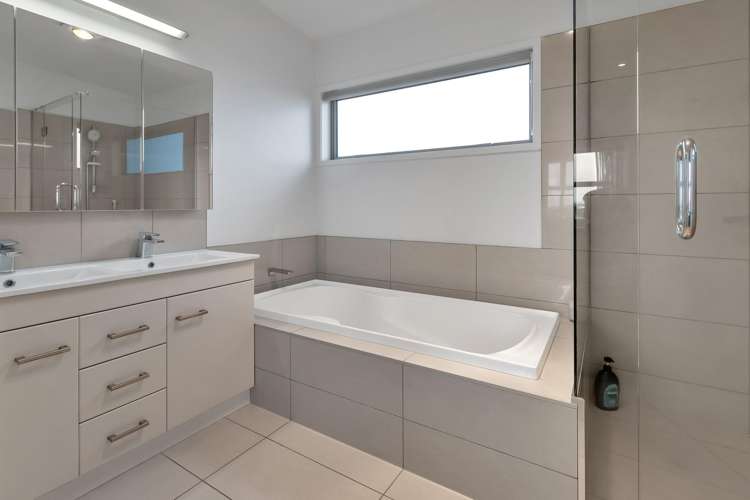 32 Kihi Place Ruakaka_15