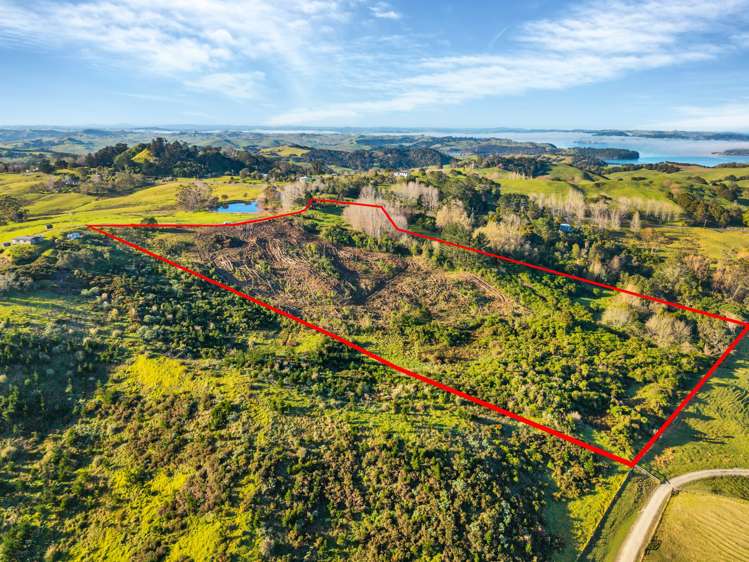 896 Whakapirau Road Maungaturoto_9