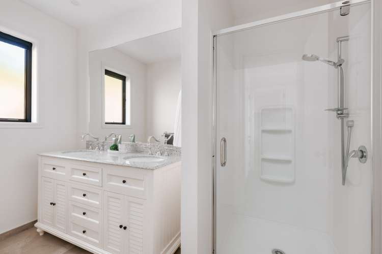 29 Holcombrooke Lane Welcome Bay_16