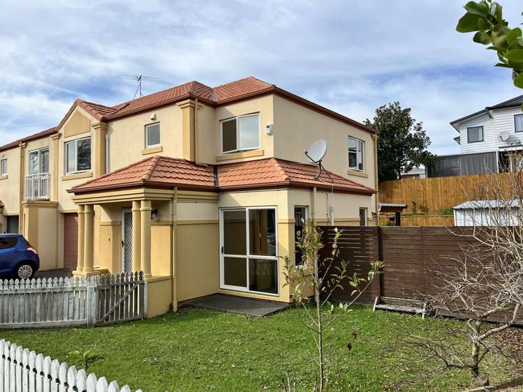9 Bickleigh Grove New Lynn_20