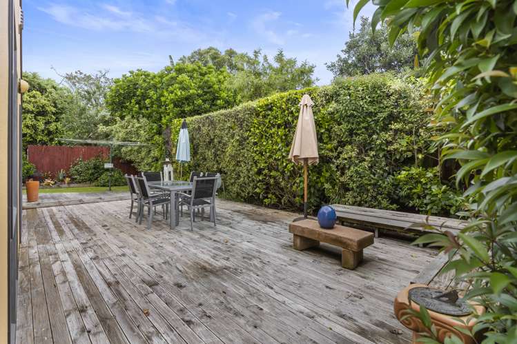 17 Piriti Drive Te Atatu Peninsula_15