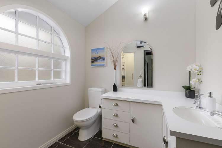 62 Chatsworth Road Silverstream_16