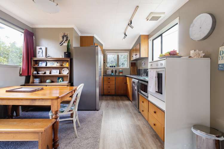 10 Kamura Street Tainui_10