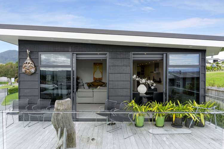 32 Coprosma Crescent Waipahihi_5