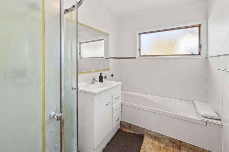 5 Batten Street Glenholme_7