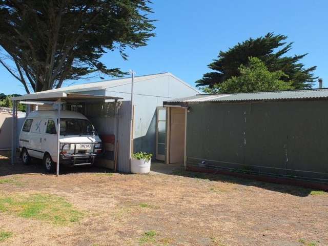 16 Raukawa Street Himatangi Beach_1