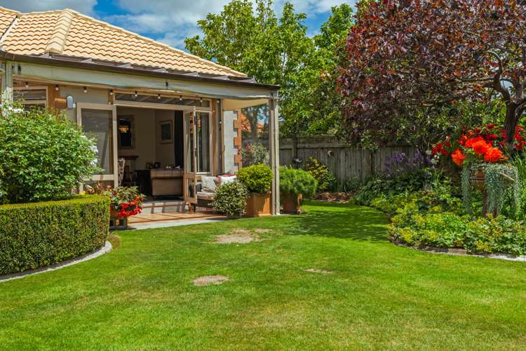 5 Balmoral Drive Terrace End_21