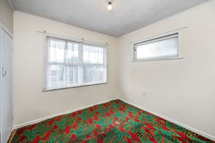 13 Julian Place Otara_9