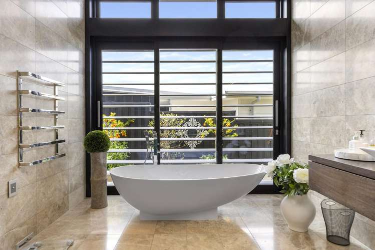 22 Kuiwai Drive Rainbow Point_29